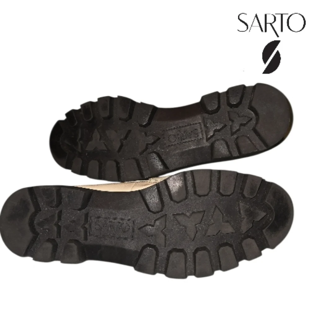 SARTO (FRANCO) Women's Tassel Loafers Putty (Cream) Black Chunky Heel Size 7M